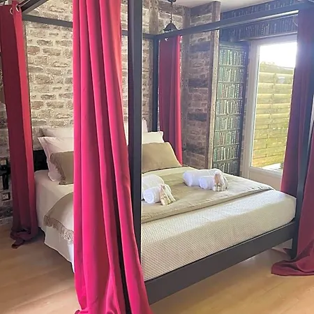 Le Maine N 5 - Angouleme - Harry Potter Bed & Breakfast 3*